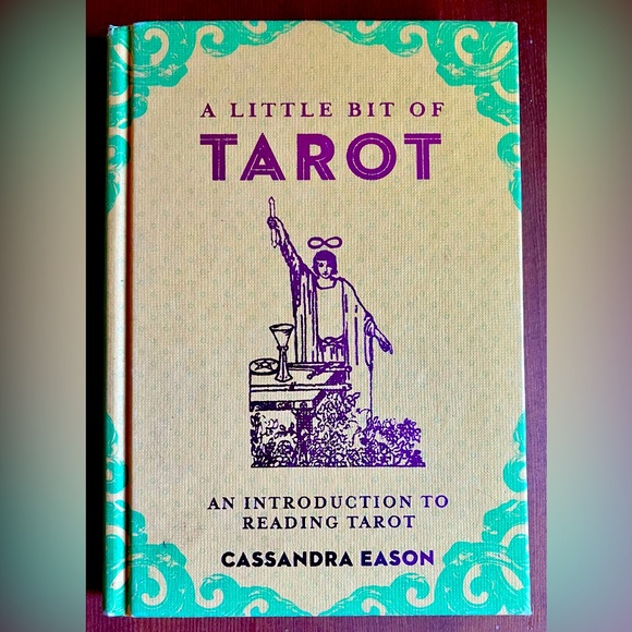 💫‼️ ‘A little bit of Tarot’ Pocket-sized Book📕 - Picture 1 of 1